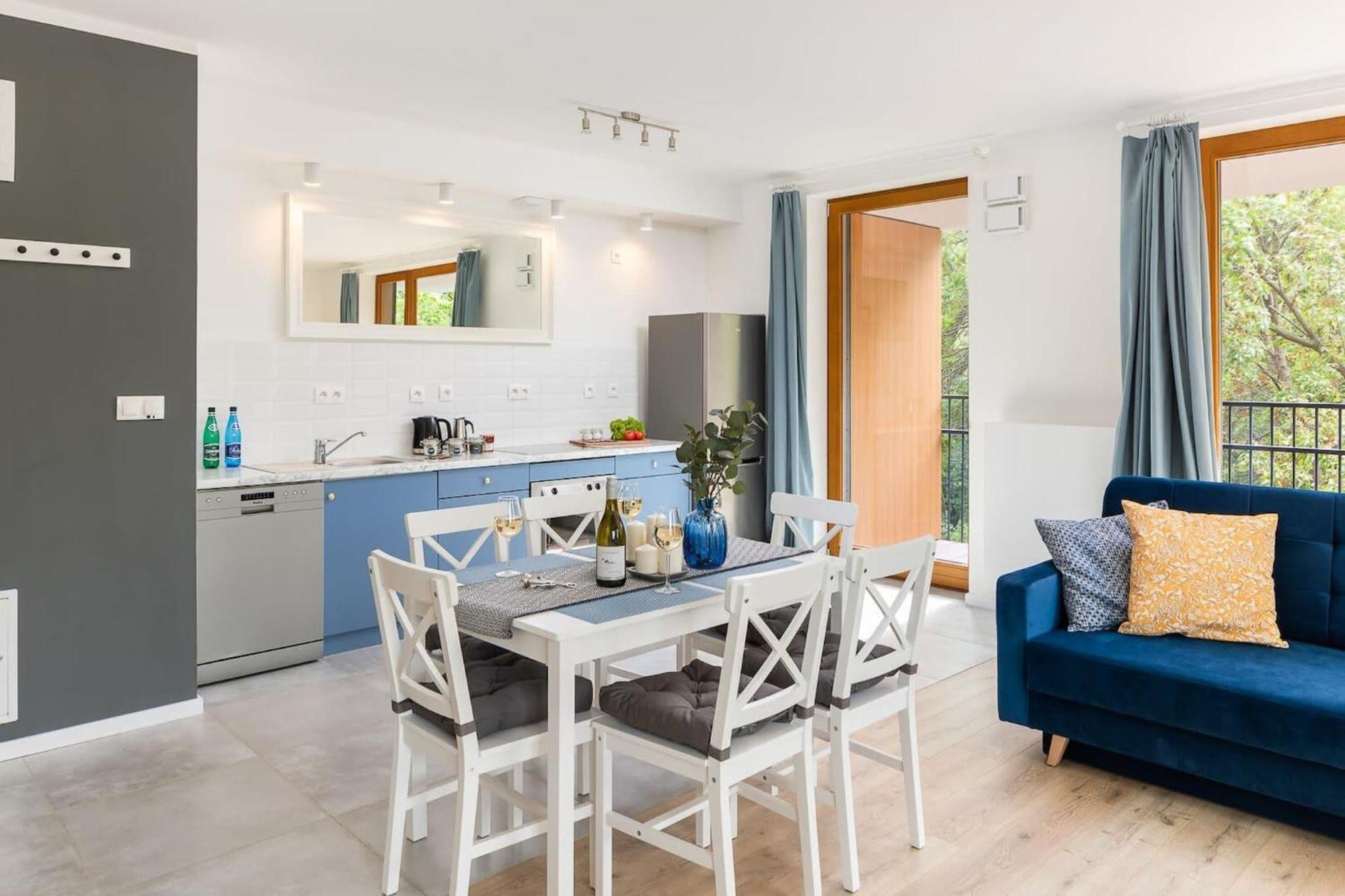 Pulawska 221 - Colorful Apartment With Balcony By Noclegi Renters Varşova Dış mekan fotoğraf